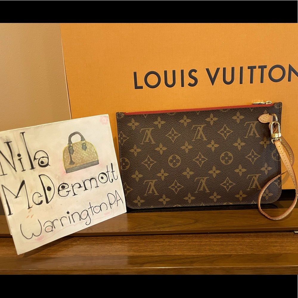 🔥 Sold 🔥 GM/ MM Pouch.